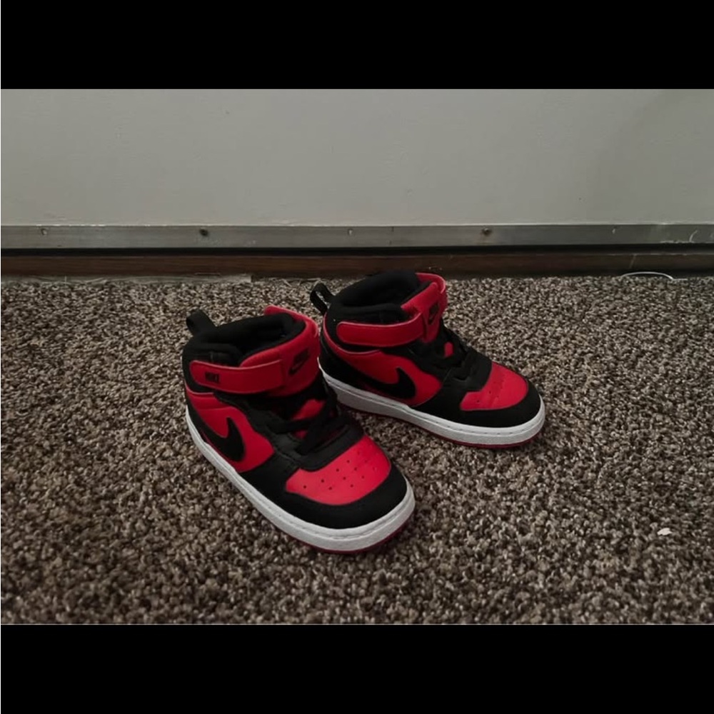 Nike Court Borough Mid 2 8C